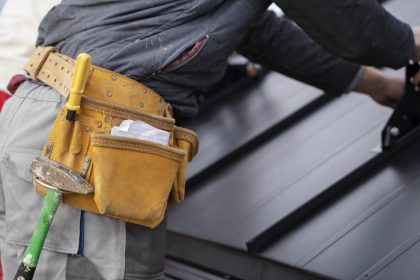 Travaux de zinguerie à Dijon : un rempart essentiel pour la protection et l’efficacité de votre toiture